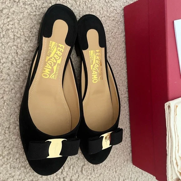 Salvatore Ferragamo Black 'Emile' bow suede mules slide flats Size 6.5C - Picture 7 of 11